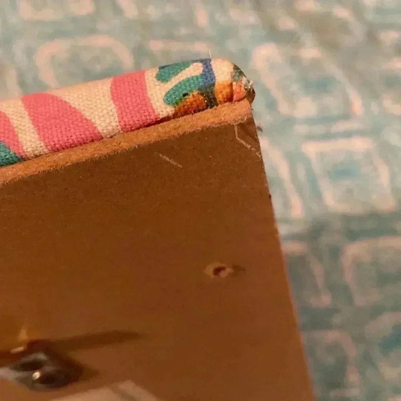 Pottery barn slathouse pin board Lilly Pulitzer GUC 73 - Picture 7 of 14